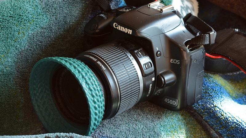 Illustration for article titled 3D Printed Lens Hoods Let You Stand Out In a Sea of DSLRs